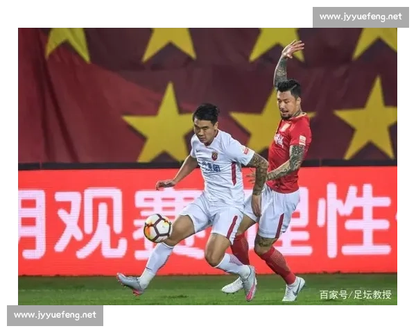 上海上港鏖战广州恒大争冠夜谁能改写中超格局 上海上港鏖战广州恒大争冠夜谁能改写中超格局